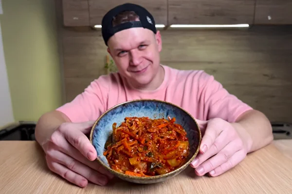 Kotitekoinen kimchi vaihe vaiheelta