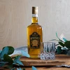 0,5 L pullo kierrekorkilla ja 2-värisellä viskipainatuksella - 4 kpl - 9 
