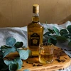 0,5 L pullo kierrekorkilla ja 2-värisellä viskipainatuksella - 4 kpl - 12 