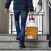 Kevyt, särkymätön viinipallo, jossa kahva, 25 L - 16 