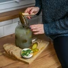 Purkki TO 2 L, fi 82/6 värillisellä kannella + pihdit - 4 