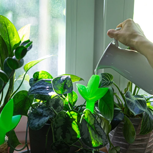Kasvien kastelija – vihreä lehti keraamisella jalalla, 120 ml - 8