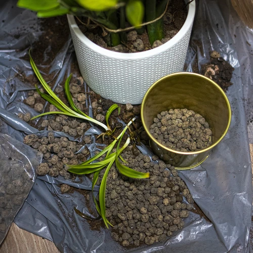 Kevytsora ruukkukasveille, puutarhanhoitoon ja lasimetsiin, 4-10 mm, 1L - 9