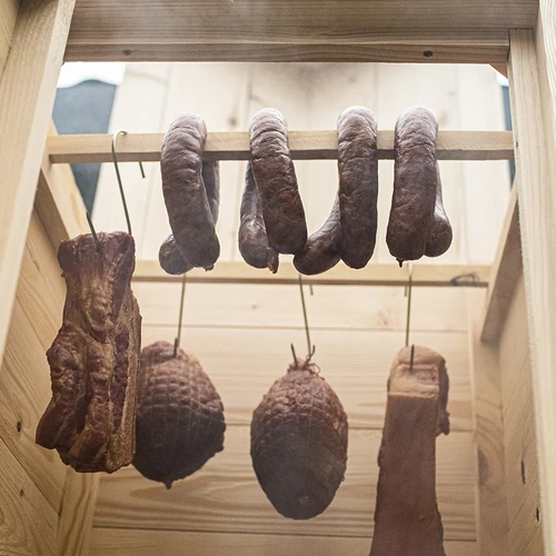 Puinen savustin 60 cm, tulipesällä - 11