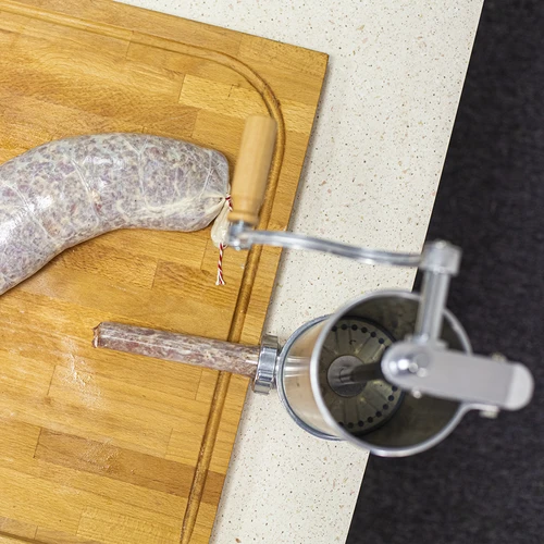 Pystymallinen makkarantäytin 2,5 kg - 13