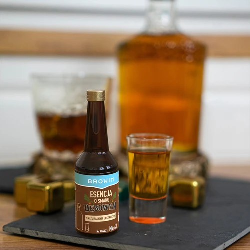 Tammiarominen esanssi luonnollisella aromilla ja uutteella - 40 ml, 4L:lle - 9