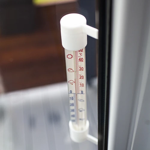 Ulkotermometri valkoinen (-60°C - +50°C) 23cm - 4