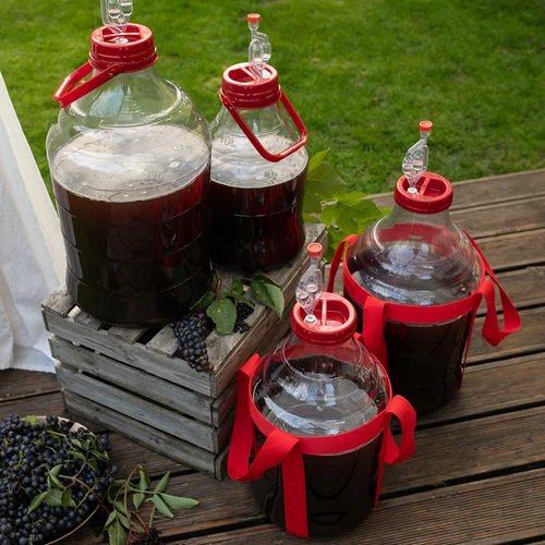 Viinipallo kevyt, särkymätön, kahvalla, 10 L - 13