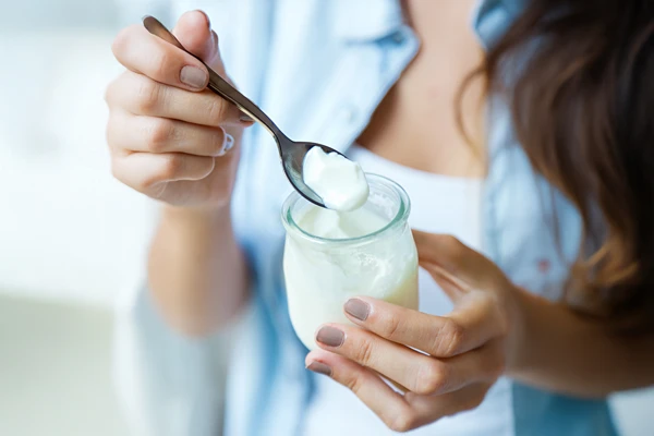 Kotitekoinen luonnonjogurtti