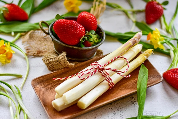 Kuinka valmistaa valkoiset parsat?