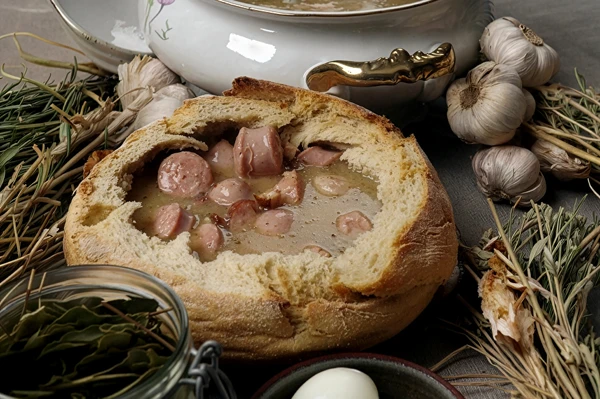 Perinteinen puolalainen żurek