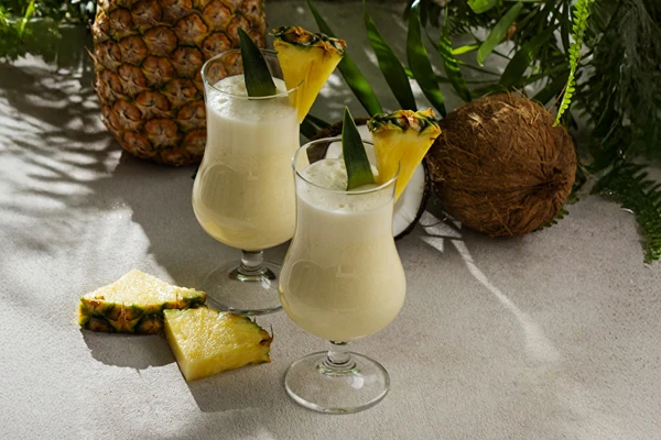 Piña Colada - klassinen trooppinen drinkki