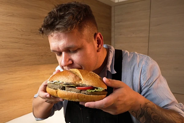 Vegepaté kikherneistä ja kuivatuista sienistä – helppo resepti kinkunkeittimellä