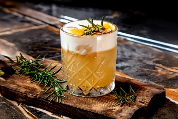 Whisky Fire Sour – drinkki, jossa on selkeä luonne