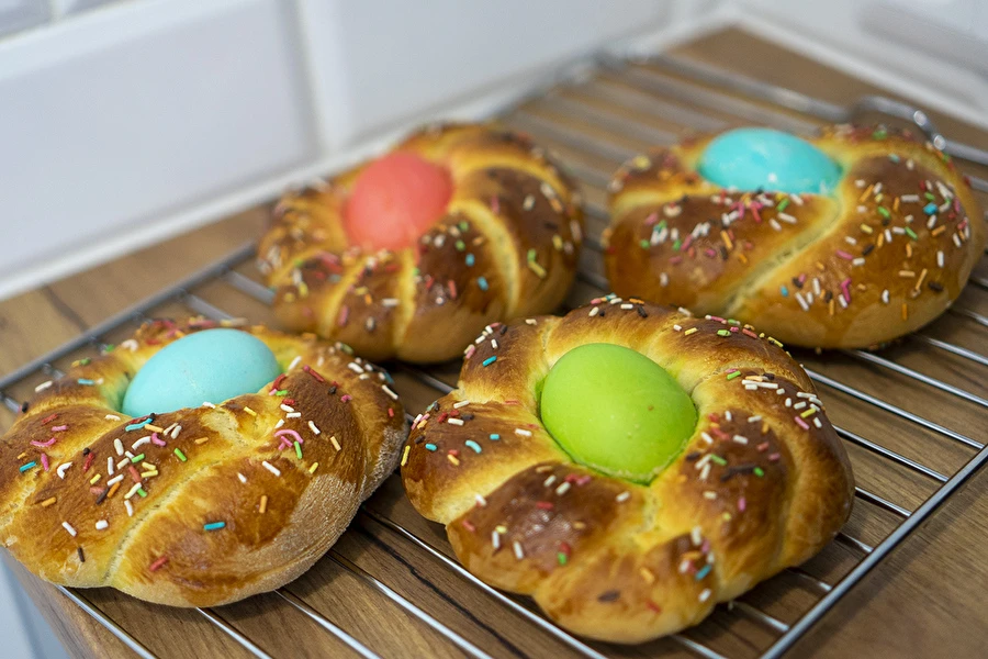 Browin Przepiśnik - Italialaiset pääsiäisleivät