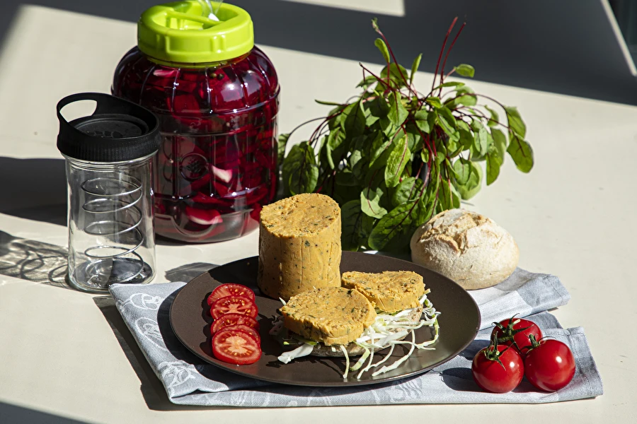 Kinkkupuristimen patee – vegeversio